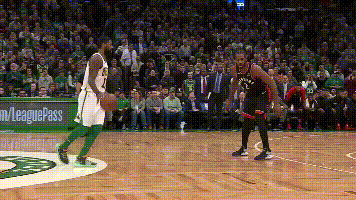 尤文vs乌迪内斯：伊尔迪兹、乔纳森-戴维首发，麦肯尼出战（尤文迎战乌迪内斯：伊尔迪兹、乔纳森-戴维首发，麦肯尼在列）