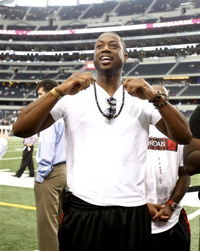 邓弗里斯：老图拉姆是我的偶像；生涯早期我不是最出色的球员（邓弗里斯称老图拉姆为偶像：坦言职业初期并不出众）