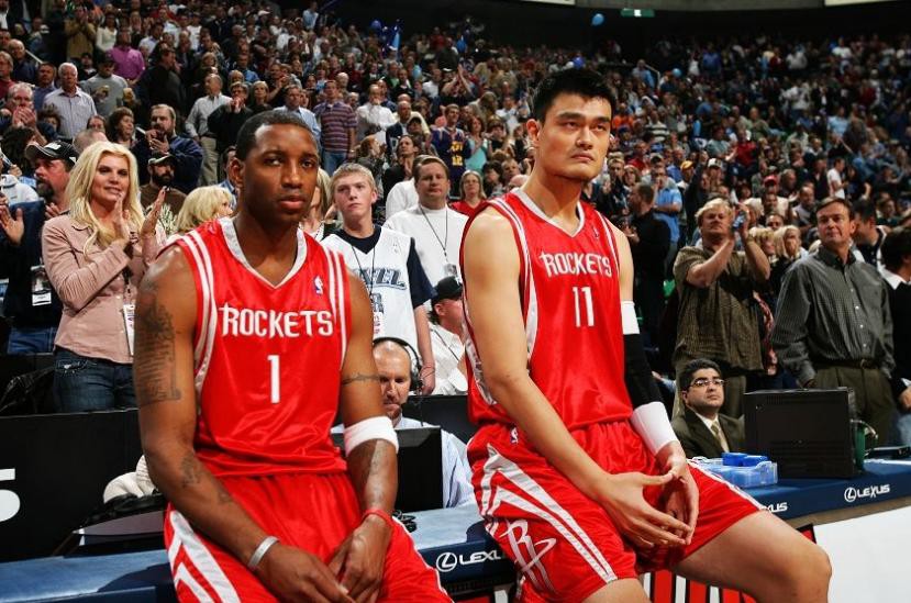 如何看待诺伊尔低级失误？孔帕尼：我会指责我的头号门将吗？（诺伊尔低级失误如何解读？孔帕尼反问：我要责怪我的头号门将吗？）