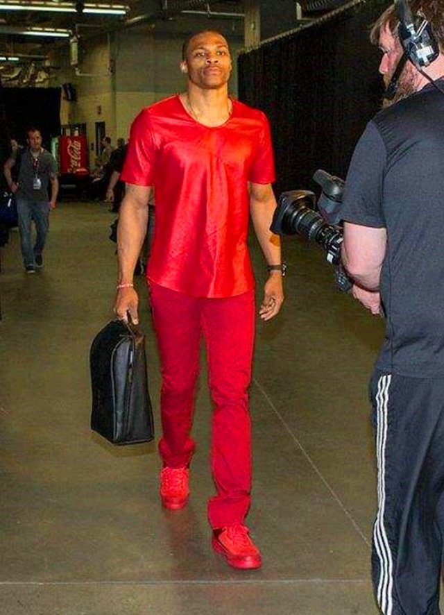 记者：罗马联系法比奥-席尔瓦团队，但若吉拉西离队他将留下（名记：罗马已接洽法比奥-席尔瓦团队，若吉拉西离开，席尔瓦将选择留队）