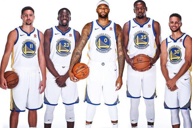 懂球帝12周年120大瞬间1／8决赛：重磅来袭，谁将通往八强？（懂球帝12周年120大瞬间16强对决：巅峰开战，谁能晋级八强？）