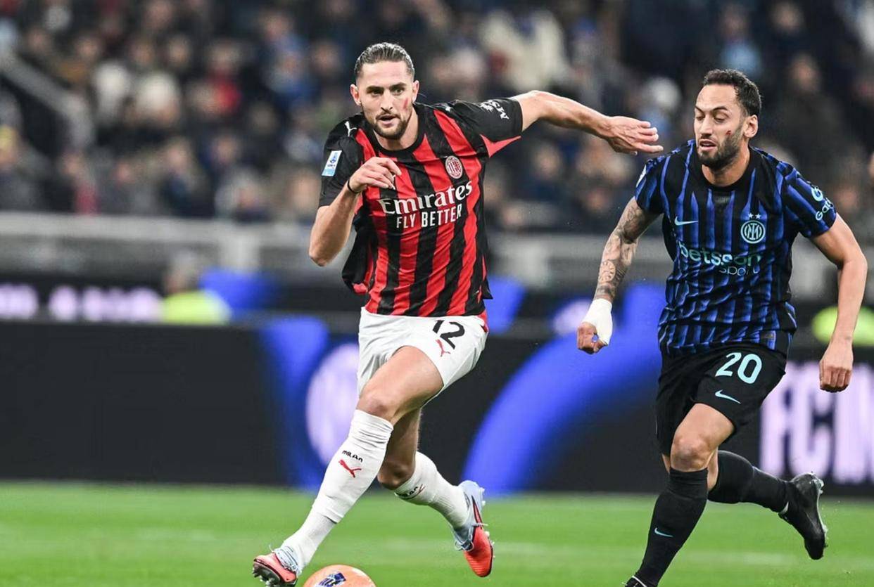 从弗里克的摇头中读懂了一切，巴萨的复兴之路还很漫长 巴塞罗那（弗里克的摇头已说明一切：巴萨复兴仍任重道远 巴塞罗那）