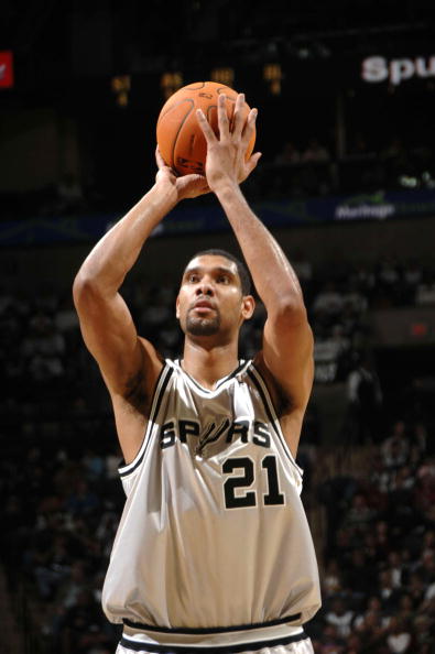 米体：罗马希望租借+买断齐尔克泽，买断费将不低于3500万欧（米兰体育报：罗马寻求先租后买齐尔克泽，买断价至少3500万欧元）