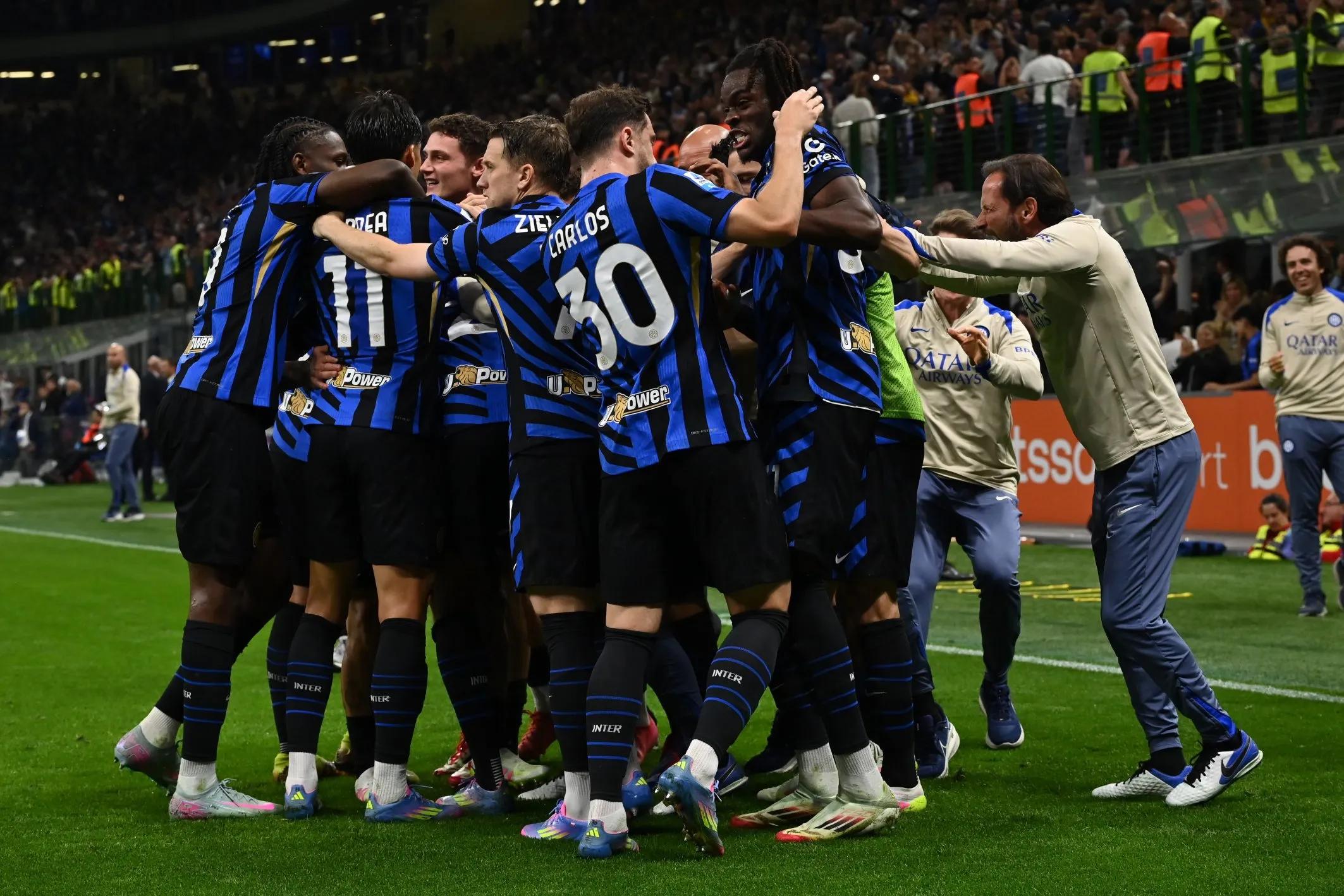 加纳主帅：对于塞门约，离开伯恩茅斯、迈出下一步是很自然的（加纳主帅：塞门约离开伯恩茅斯、迈向新台阶是顺理成章的）